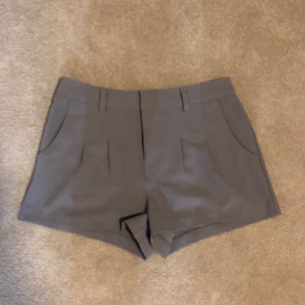 High waisted grey shorts